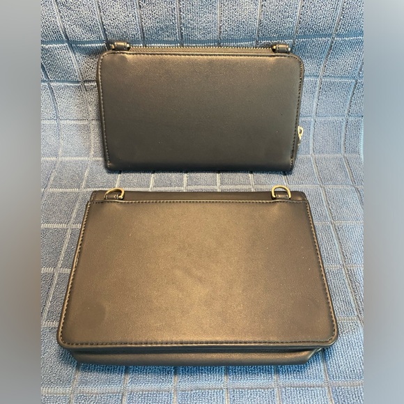 Pixie Mood Jane 2 in 1 Crossbody purse. Vegan leather. Vintage Blue colour! - Picture 6 of 7